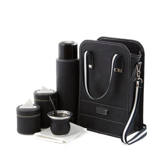 KIT MATERO 'VIAJE FULL' X 6 PIEZAS EN BOLSO ECOCUERO RÍGIDO